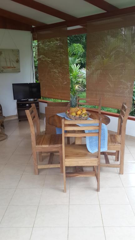 Los Delfines Lodge Puerto Viejo de Talamanca Rum bild