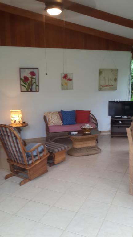 Los Delfines Lodge Puerto Viejo de Talamanca Rum bild